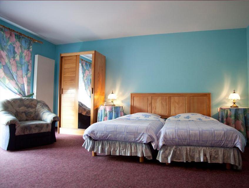 Hotel Aux Deux Clefs Petersbach Zimmer foto